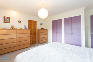 Bedroom- click for photo gallery